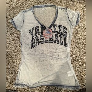 NEW YORK YANKEES | Touch by Alyssa Milano Shirt